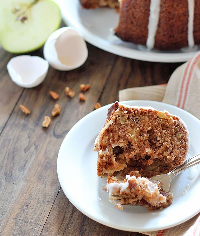 Apple and Nut Cake with Cocoa