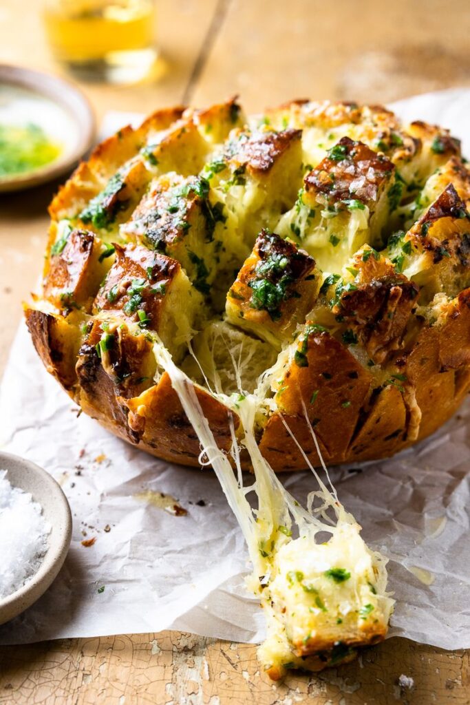 Cheesy Garlic Pull-Apart Bread