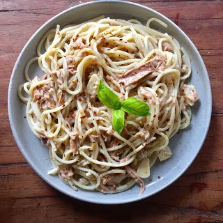 Spaghetti with Tuna and Cream Sauce