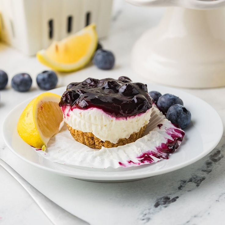 Mini Lemon Blueberry Cheesecakes (No-Bake)